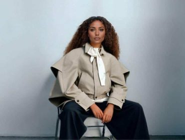 modelia (1) modelia (1)